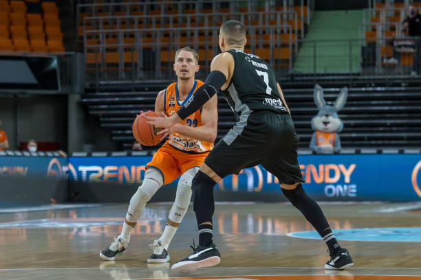 更具竞争力 更具竞争力