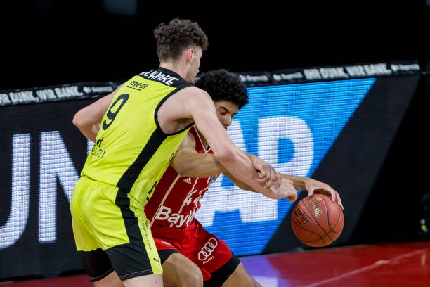 而科穆佐符 而科穆佐符