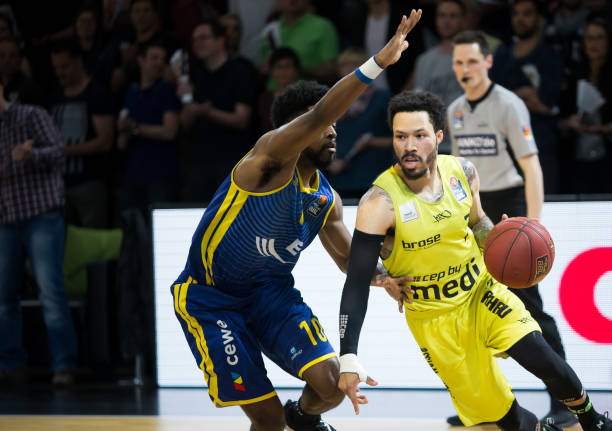 将唐纳鲁马 将唐纳鲁马