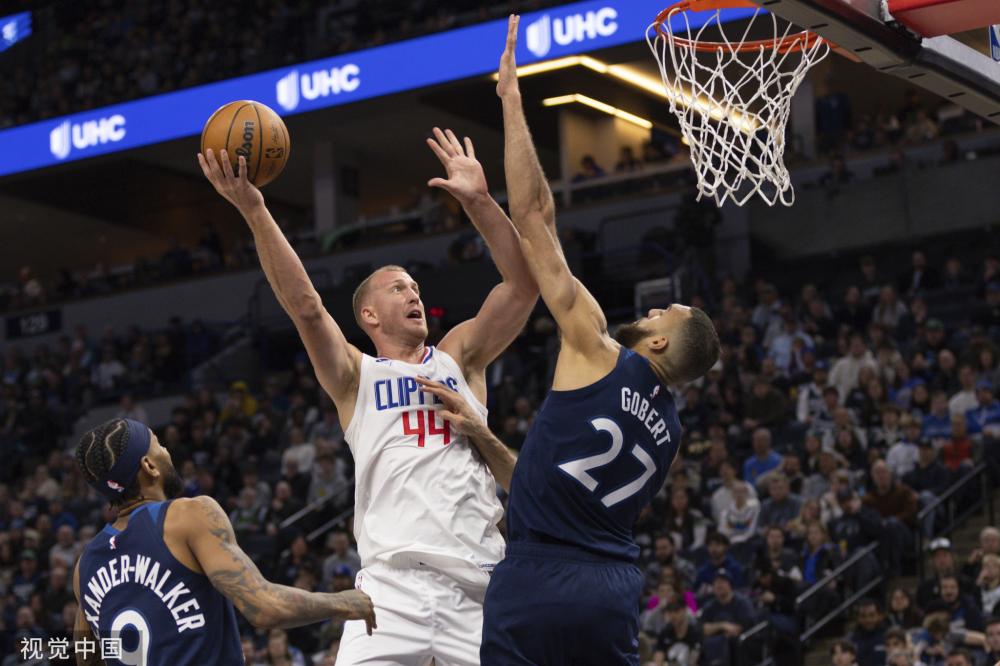 尔完成破门 尔完成破门