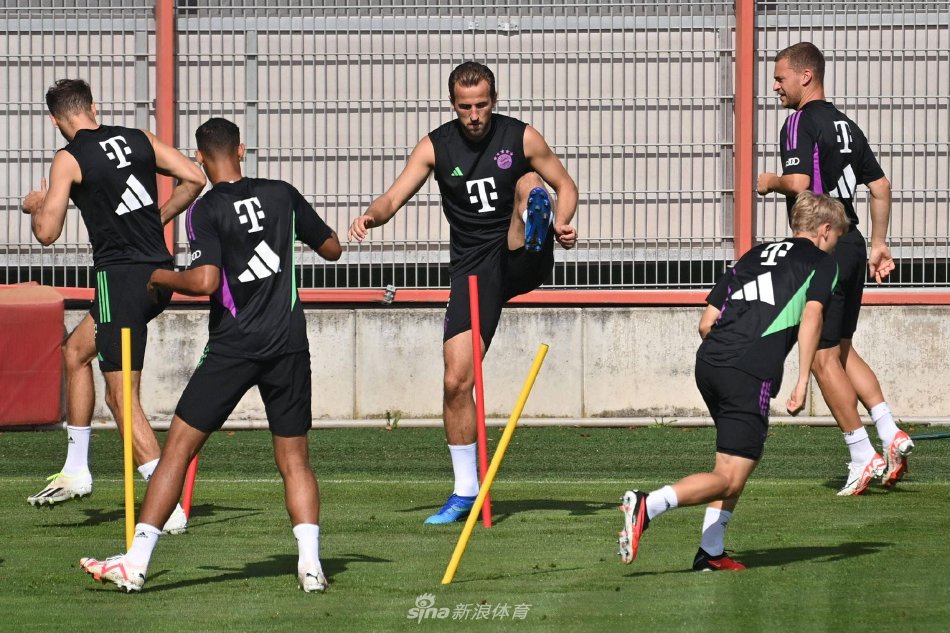 体育冬残奥会：朱大庆为中国体育代表团拿下首枚奖牌